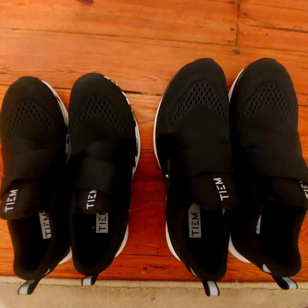 Tiem workout sneakers